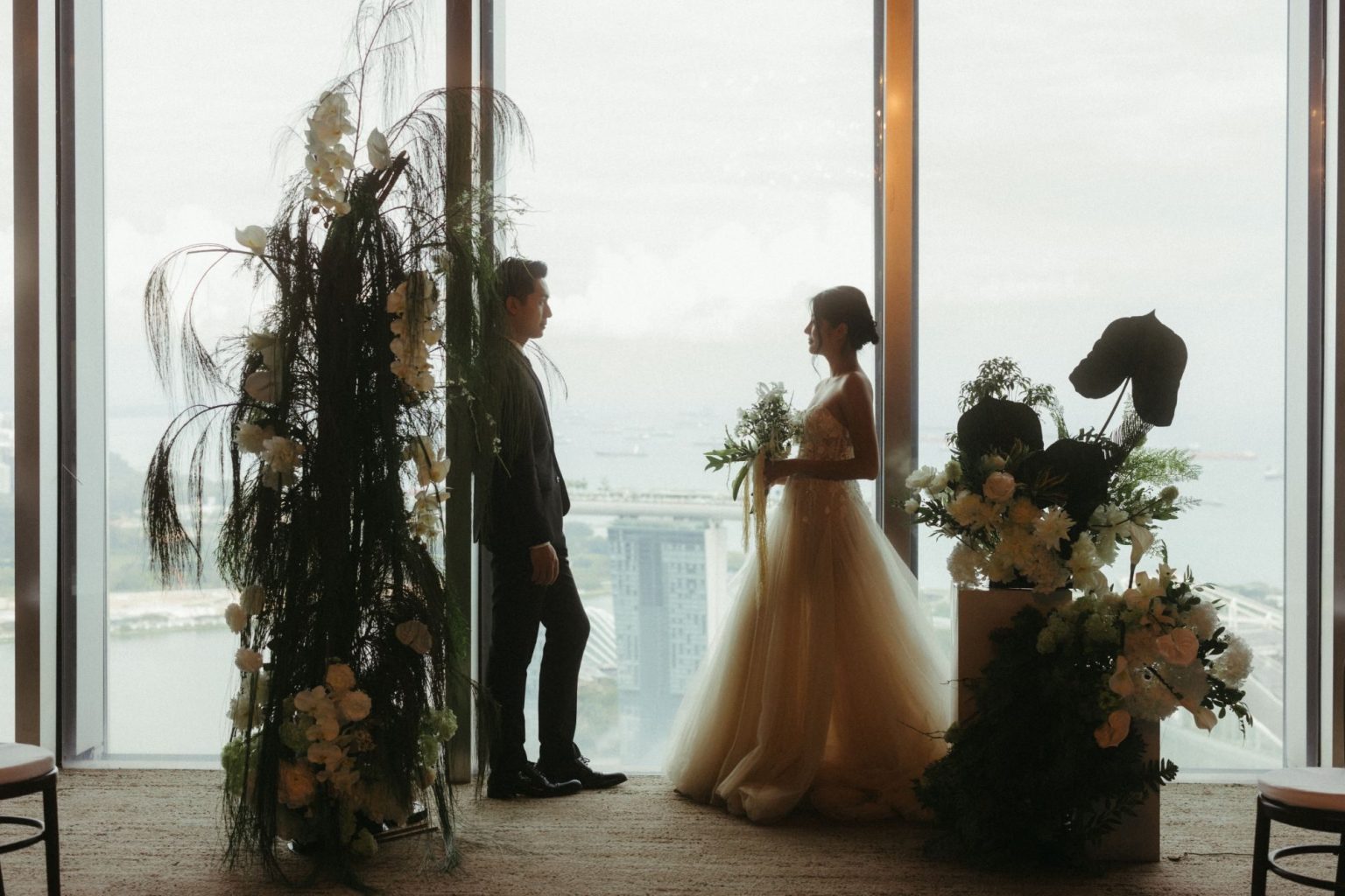 Rooftop wedding skyline overlooking Marina Bay from 1-Arden at CapitaSpring